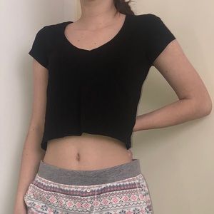 Garage black crop top